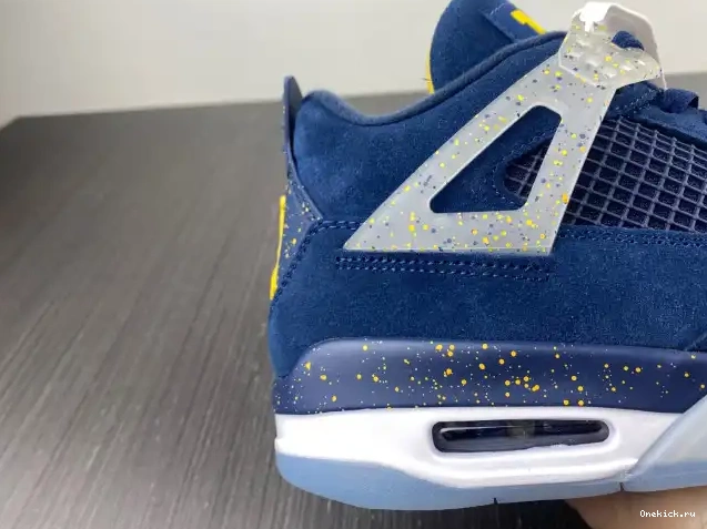 One Kick Michigan Jordan 4 Retro Air AJ4-1036660 (PE) 0624